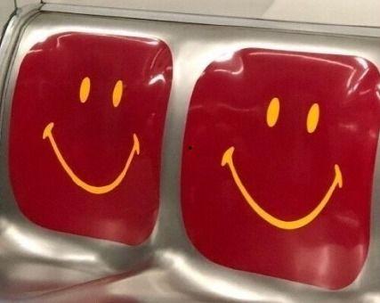 搞笑女文案吃瓜  第1张