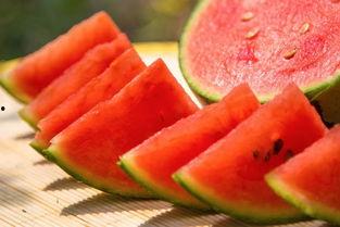 新房吃瓜,揭秘邻里间的吃瓜大事件