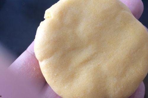 金丝嚼瓜怎么吃,品味传统美食的精致魅力