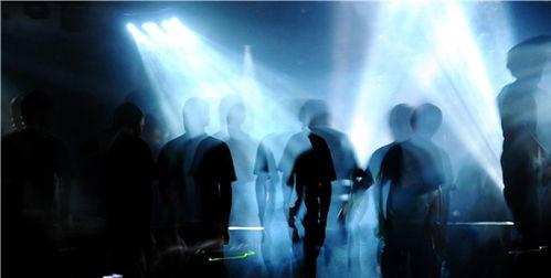 最新吃瓜酒吧事件,揭秘幕后真相与公众热议