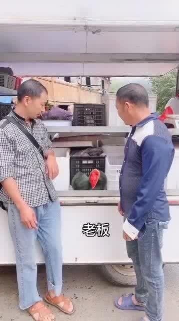 小扬爸爸吃瓜,小扬爸爸的瓜田奇遇记  第2张